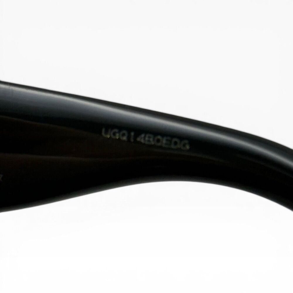 Gucci Sunglasses GG0141S 001 Black Optyl Frame Gold GG logo - Picture 9 of 10